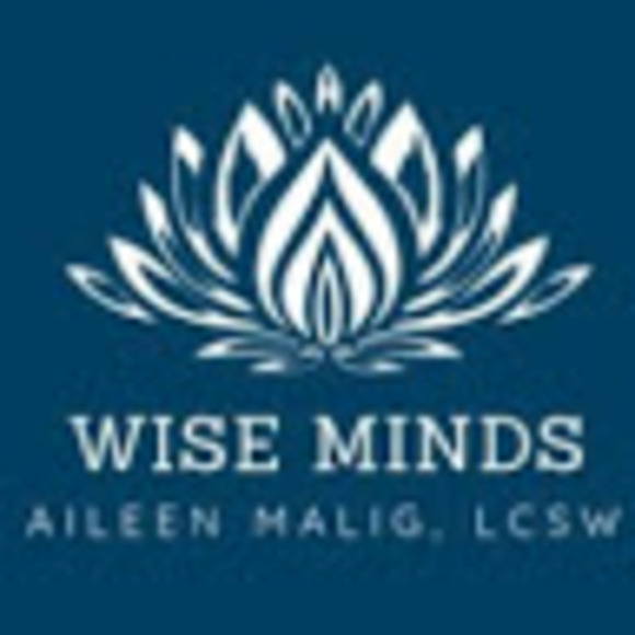 Meet your Posher, Aileen - Picture 1 of 1